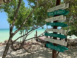 Casa Punta Coco & Beach Club