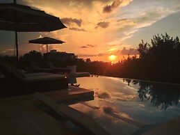 Casa Punta Coco & Beach Club