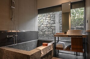 Yunoyado Onsen Hotspring Hotel Deyang