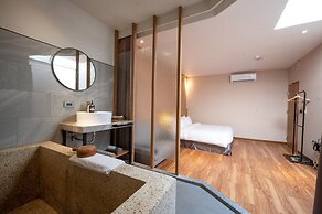 Yunoyado Onsen Hotspring Hotel Deyang