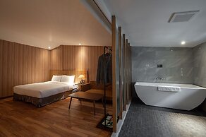 Yunoyado Onsen Hotspring Hotel Deyang