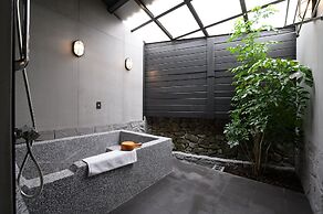 Yunoyado Onsen Hotspring Hotel Deyang