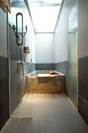 Yunoyado Onsen Hotspring Hotel Deyang