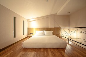 Yunoyado Onsen Hotspring Hotel Deyang