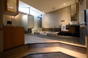 Yunoyado Onsen Hotspring Hotel Deyang