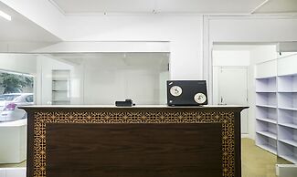 Treebo Luxe Suite, Shivaji Nagar