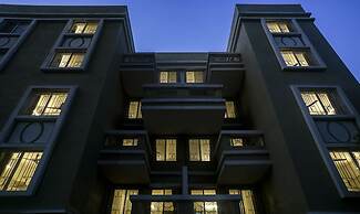 Treebo Luxe Suite, Shivaji Nagar