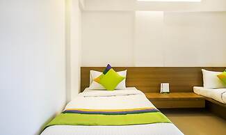 Treebo Luxe Suite, Shivaji Nagar