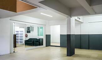 Treebo Luxe Suite, Shivaji Nagar