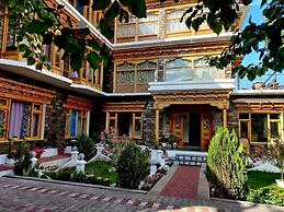 Hotel Jeevanam Villa