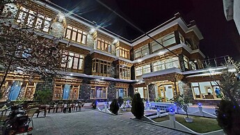 Hotel Jeevanam Villa