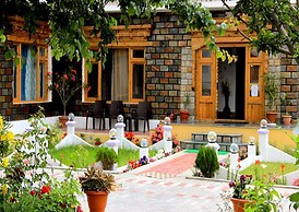 Hotel Jeevanam Villa