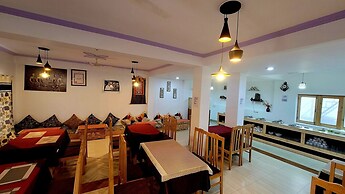 Hotel Jeevanam Villa