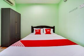 Oyo 44058 Motel Sre Bayam