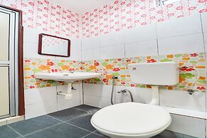 Oyo 44058 Motel Sre Bayam