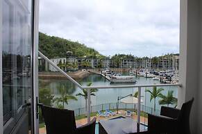 Beachside Apartment 17