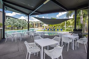 Blue on Blue Apartment 335