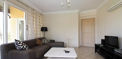 Villa TR07 by Joylettings