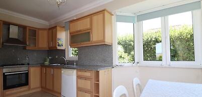 Villa TR07 by Joylettings