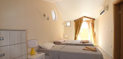 Villa TR08 by JoyLettings