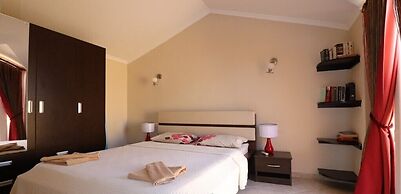 Villa TR08 by JoyLettings