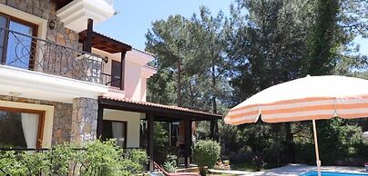 Villa AX12 by JoyLettings