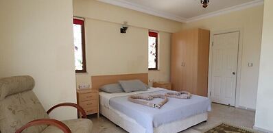 Villa AX12 by JoyLettings