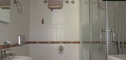 Villa SH15 by JoyLettings