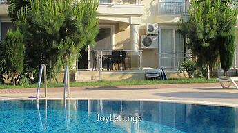Villa NP17 by JoyLettings