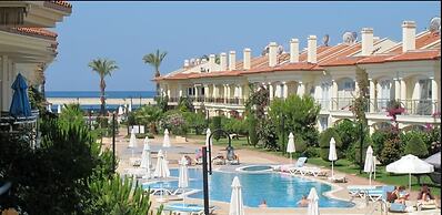 Villa AQ10 by JoyLettings