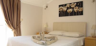 Villa AQ14 by JoyLettings