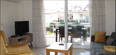 Villa AQ22 by JoyLettings