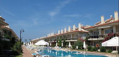 Villa AQ22 by JoyLettings