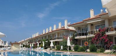 Villa AQ22 by JoyLettings