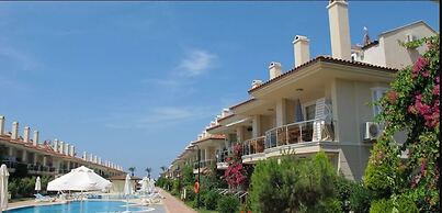 Villa AQ28 by JoyLettings