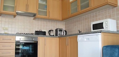 Villa SL06 by JoyLettings