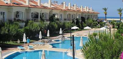 Villa SL06 by JoyLettings