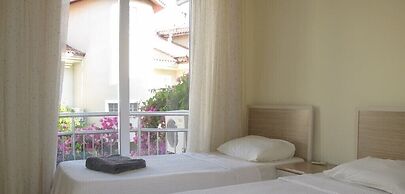 Villa SL18 by JoyLettings