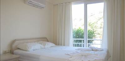 Villa AQ37 by JoyLettings