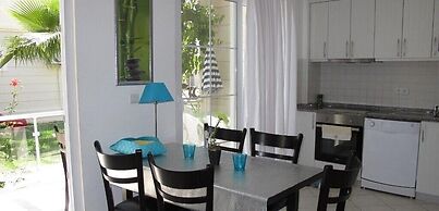Villa CED1 by JoyLettings
