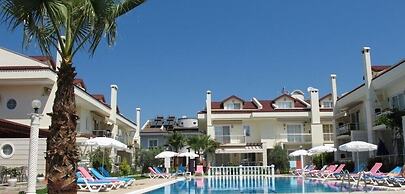 Villa CED1 by JoyLettings