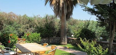 Villa RN4D by JoyLettings