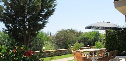 Villa RN4D by JoyLettings