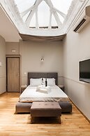 Step One - Luxury Suites right in the heart of Acropolis next to metro