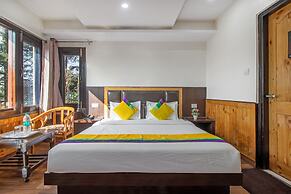 Itsy Hotels Avantika With Forest View