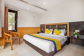 Itsy Hotels Avantika With Forest View