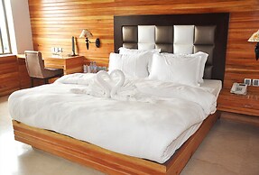Donyi Polo International Hotel