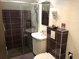 Veronika Group Radićeva