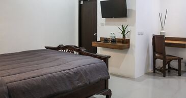 Nori House Kata Beach