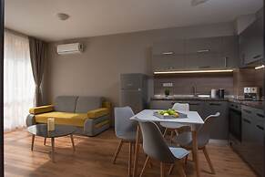 Marina Beach Apartments